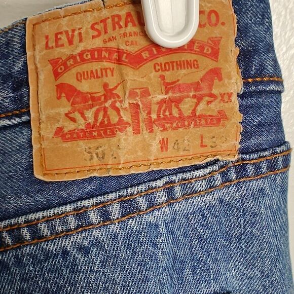 Levi's 501 Button Fly Men's Straight Blue Jeans 42/32 - Picture 5 of 7
